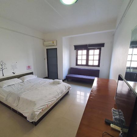 A House Boutique Guesthouse Bangkok Luaran gambar