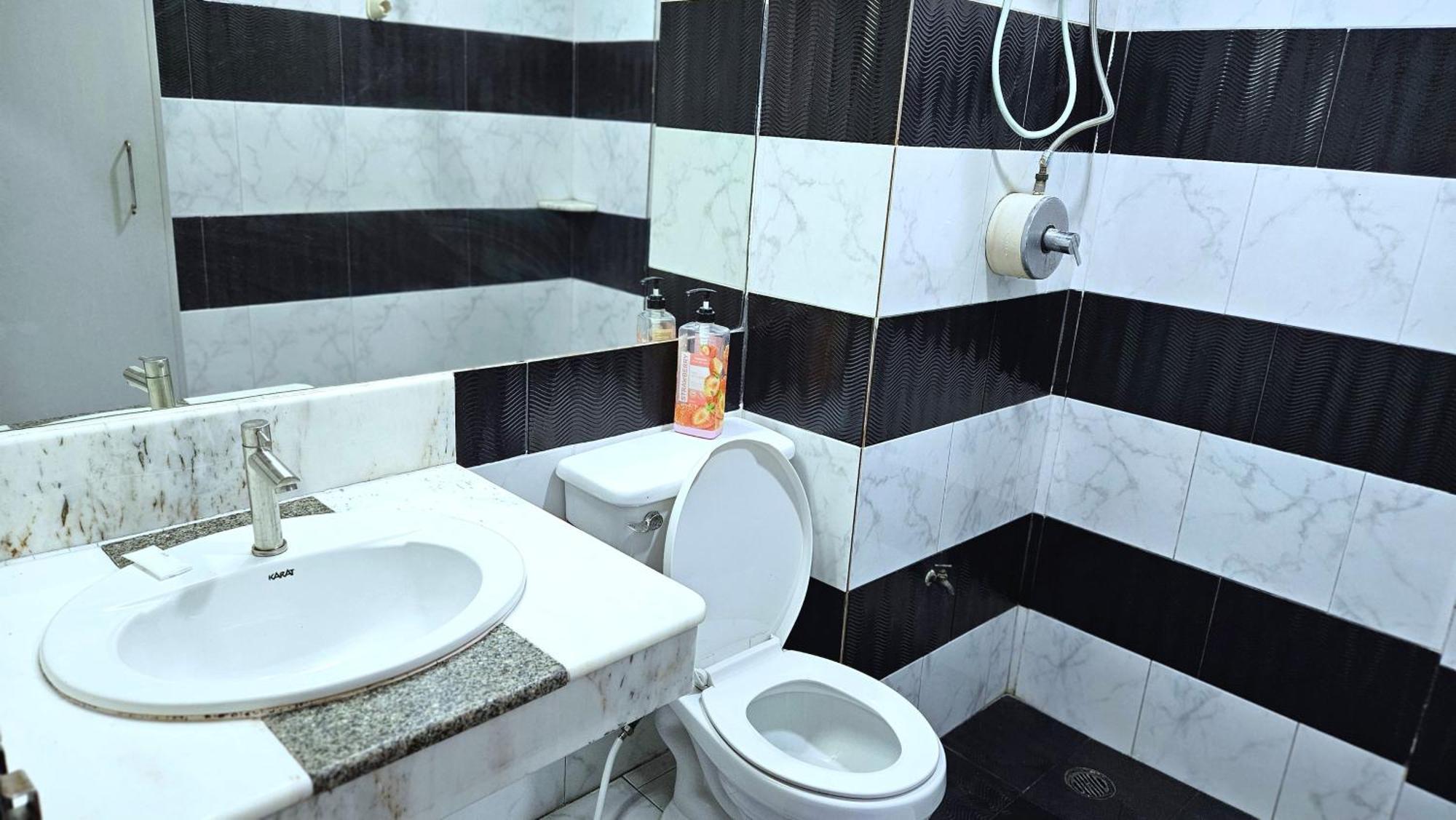 A House Boutique Guesthouse Bangkok Luaran gambar