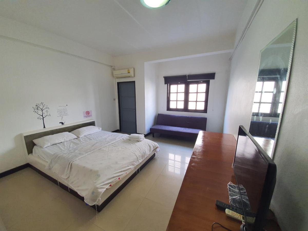A House Boutique Guesthouse Bangkok Luaran gambar